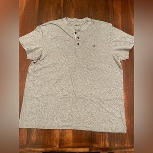 American Eagle Short Sleeve Henley Tee Heather Gray XXL